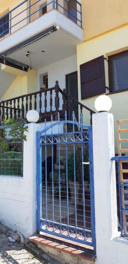 Hill Blue Apartment Nikiti  Exterior foto